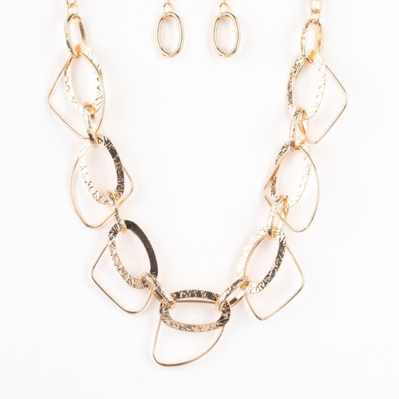 Jewlery - Picture 1 of 8